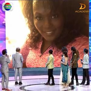 Meet your Posher, Cynthia